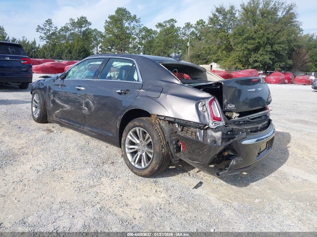 2017 Chrysler 300c მანქანა იყიდება აუქციონზე, vin: 2C3CCAEG8HH663327, აუქციონის ნომერი: 44203632