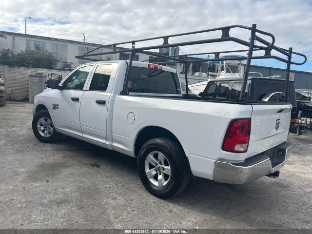 2019 RAM 1500 CLASSIC 1C6RR6FG3KS733159 Photo 2