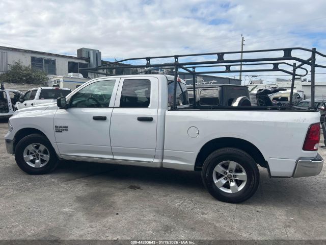2019 RAM 1500 CLASSIC 1C6RR6FG3KS733159 Photo 5