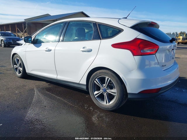 1FADP3KE5GL246886 Ford FOCUS SE