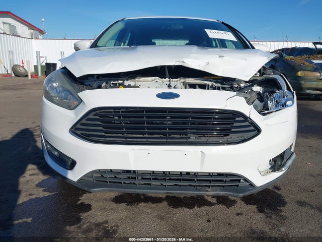 1FADP3KE5GL246886 Ford FOCUS SE