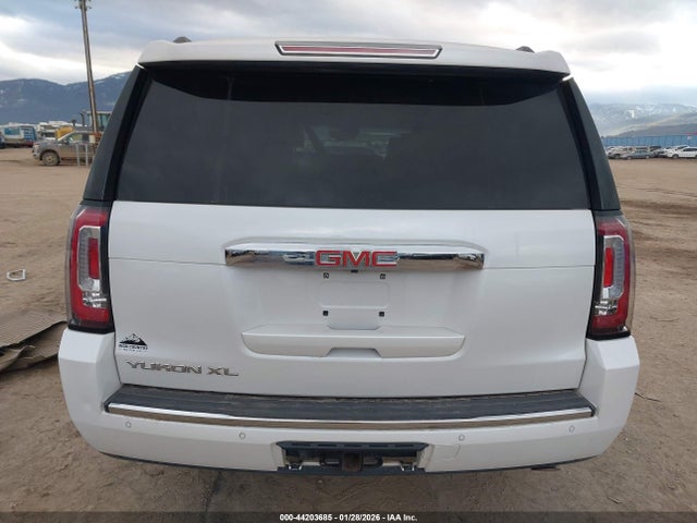 Продажа на аукционе авто 2016 Gmc Yukon Xl Denali, vin: 1GKS2HKJ1GR250333, номер лота: 44203685