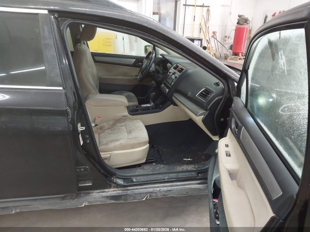 Subaru Outback 2.5i Premium 2016 4S4BSBCC3G3342079 Image 5