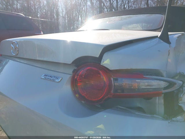 2016 Mazda Mx-5 Miata Sport მანქანა იყიდება აუქციონზე, vin: JM1NDAB73G0105586, აუქციონის ნომერი: 44203707