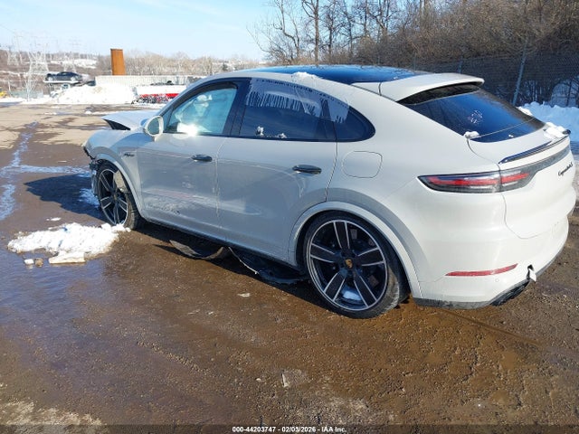 2021 PORSCHE CAYENNE E-HYBRID COUPE WP1BH2AY9MDA53018 Photo 2