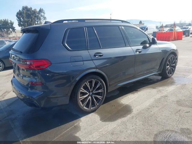 2020 BMW X7 5UXCX6C05L9B15217 Photo 3