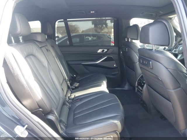2020 BMW X7 5UXCX6C05L9B15217 Photo 7