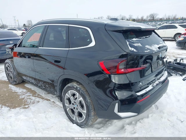 2023 BMW X1 WBX73EF05P5X43358 Photo 2