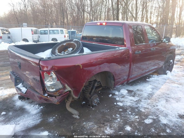 2019 Ram 1500 Classic Express  4x4 6'4 Box მანქანა იყიდება აუქციონზე, vin: 1C6RR7FGXKS547978, აუქციონის ნომერი: 44203786