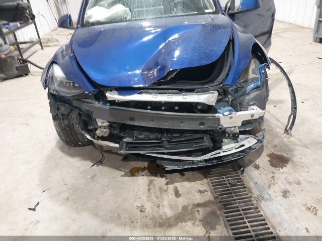 2025 TESLA MODEL Y 7SAYGDEF8SA343758 Photo 5