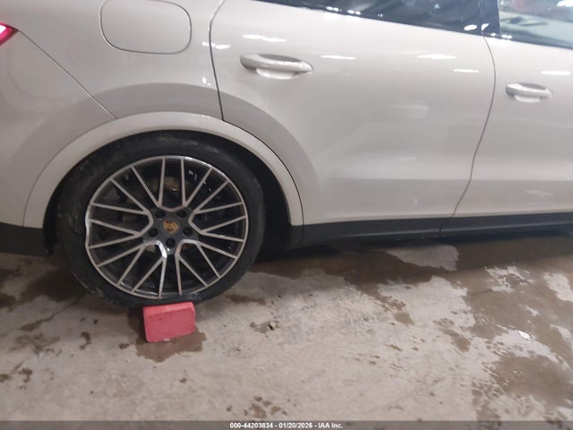 WP1AA2AY2NDA06446 Porsche Cayenne Platinum Edition