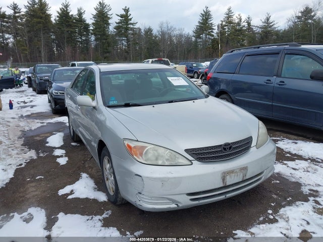 2004 TOYOTA CAMRY 4T1BF32K44U588468