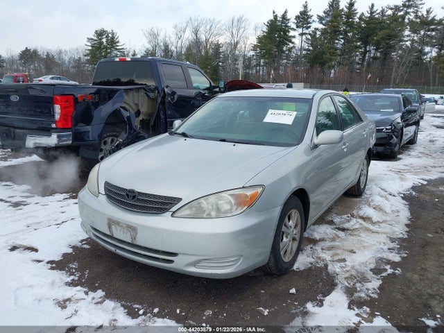2004 TOYOTA CAMRY 4T1BF32K44U588468 Photo 1