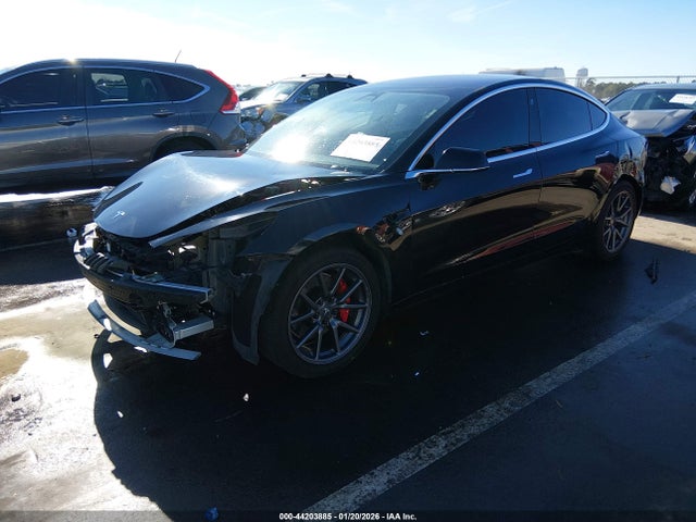 2018 TESLA MODEL 3 5YJ3E1EB3JF091847 Photo 1