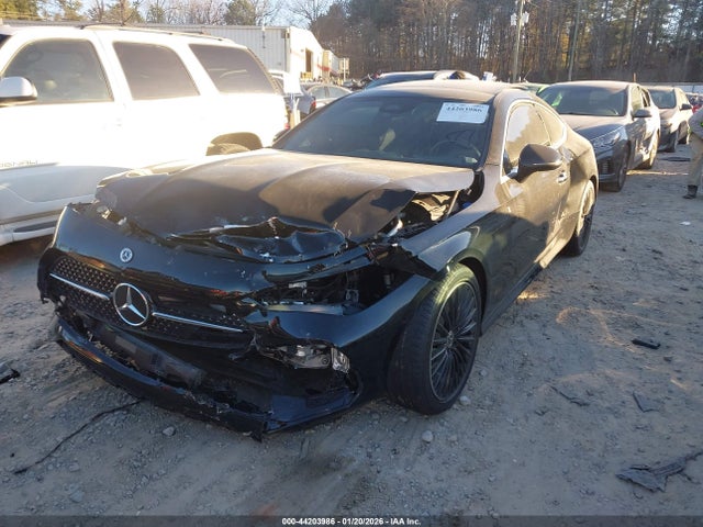 W1KMJ4HB0RF042213 Mercedes-Benz Cle 300 4matic
