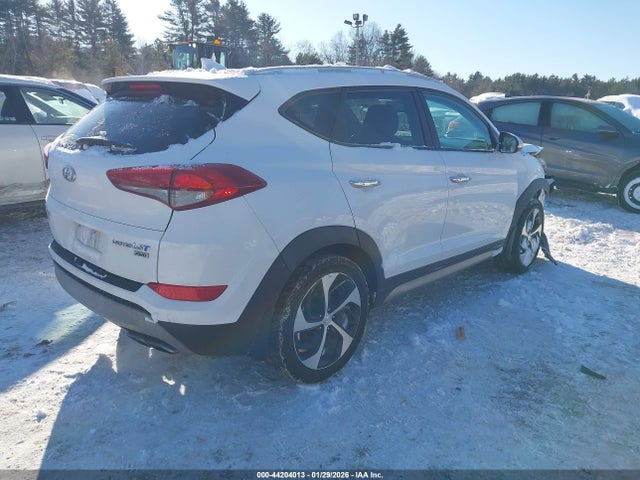 KM8J3CA27HU274809 Hyundai Tucson Limited