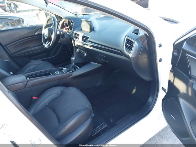 3MZBN1M38JM261652 Mazda Mazda3 Grand Touring