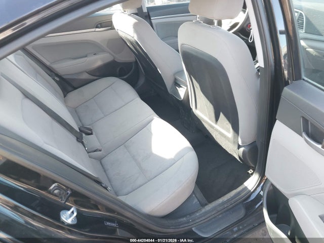 Продаж на аукціоні авто 2018 Hyundai Elantra Sel, vin: 5NPD84LF6JH365126, номер лоту: 44204044