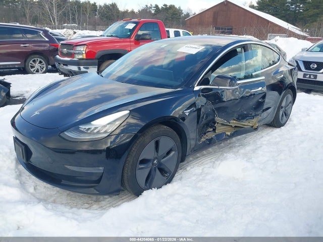 2019 TESLA MODEL 3 5YJ3E1EB8KF211465 Photo 1