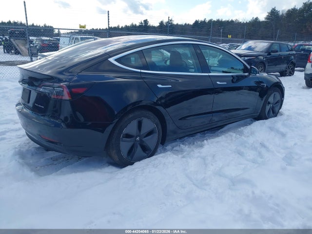 2019 TESLA MODEL 3 5YJ3E1EB8KF211465 Photo 3