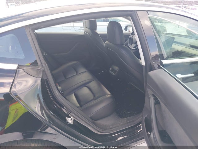 2019 TESLA MODEL 3 5YJ3E1EB8KF211465 Photo 7