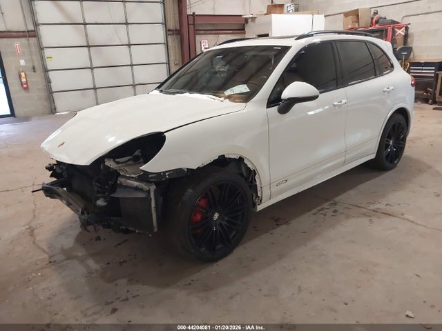 2016 PORSCHE CAYENNE WP1AD2A20GLA75521 Photo 1