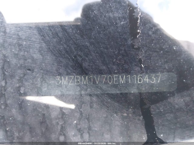 3MZBM1V70EM116437 Mazda MAZDA3