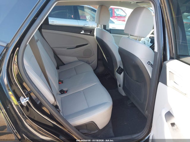 KM8J33AL3KU971202 Hyundai TUCSON SEL
