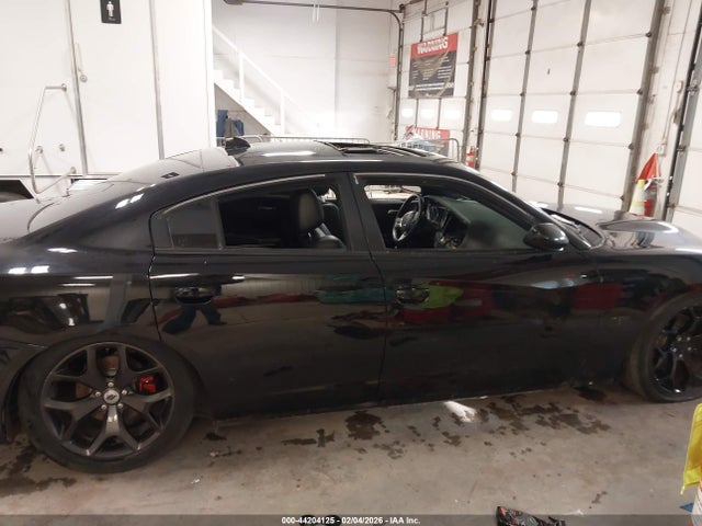 44204125 :رقم المزاد ، 2C3CDXCT3HH659718 vin ، 2017 Dodge Charger R/t مزاد بيع