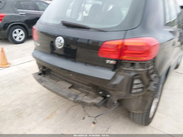 WVGAV7AX6JK005120 Volkswagen Tiguan Limited 2.0t