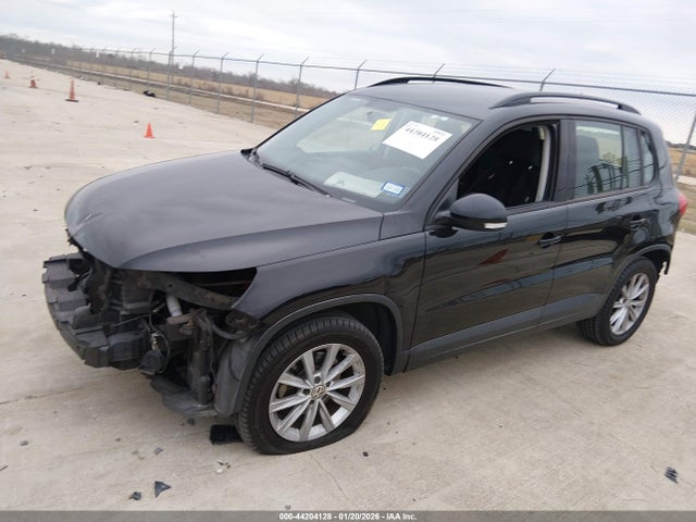 WVGAV7AX6JK005120 Volkswagen Tiguan Limited 2.0t