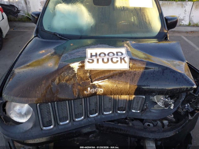 ZACCJABT0FPB69967 Jeep Renegade Latitude