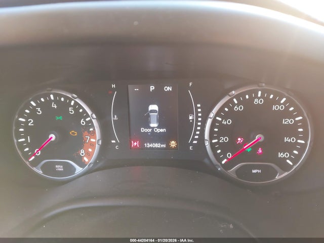 ZACCJABT0FPB69967 Jeep Renegade Latitude