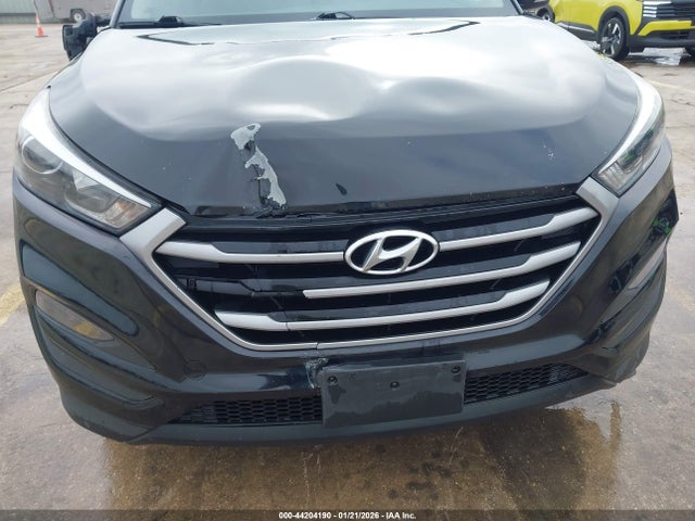 KM8J33A40JU803671 Hyundai Tucson Sel Plus