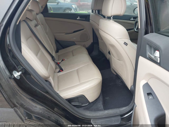 KM8J33A40JU803671 Hyundai Tucson Sel Plus