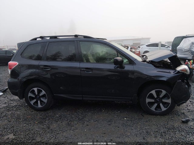 Subaru Forester 2.5i Premium 2017 JF2SJAEC7HH549269 Image 14