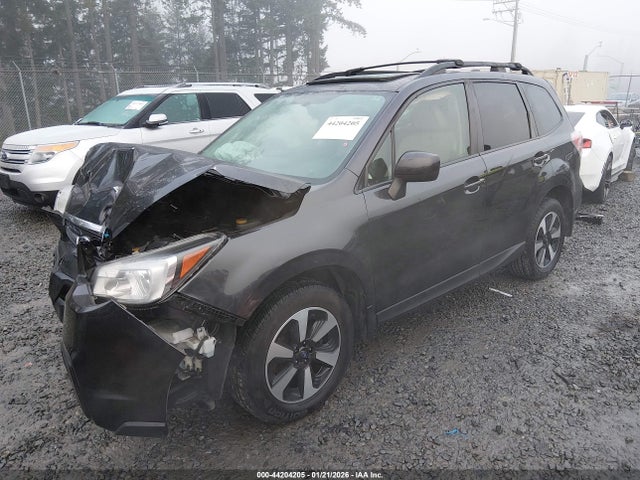 Subaru Forester 2.5i Premium 2017 JF2SJAEC7HH549269 Image 2
