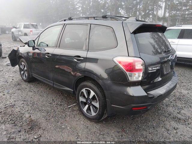 Subaru Forester 2.5i Premium 2017 JF2SJAEC7HH549269 Image 3
