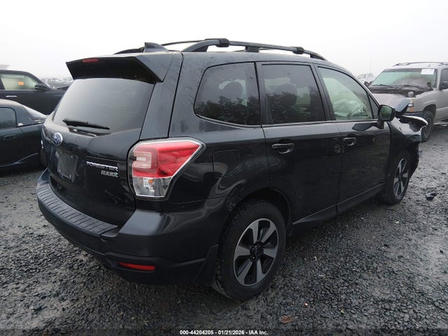 Subaru Forester 2.5i Premium 2017 JF2SJAEC7HH549269 Image 4