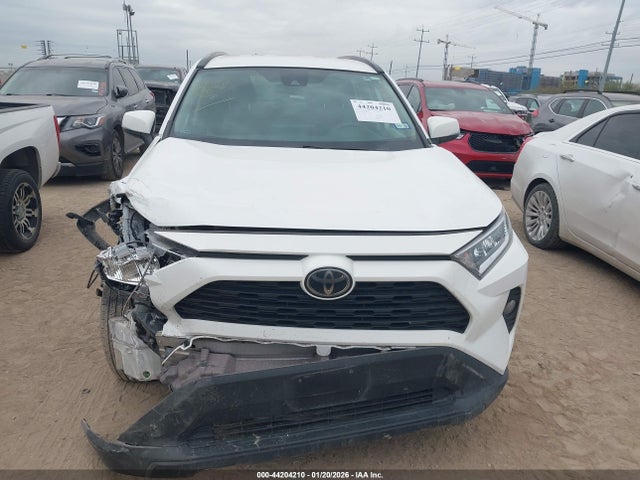2T3W1RFV3MW120388 Toyota Rav4 Xle