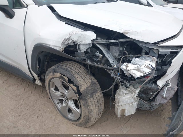 2T3W1RFV3MW120388 Toyota Rav4 Xle