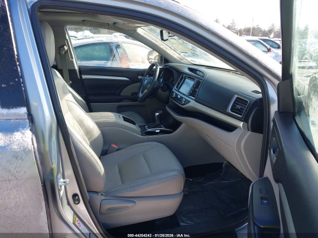 2016 TOYOTA HIGHLANDER 5TDJKRFH7GS319306 Photo 4