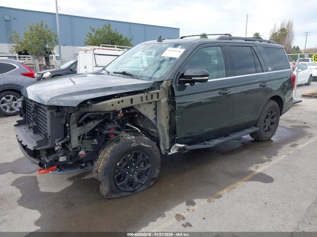1FMJU1RT0NEA51483 Ford Expedition Timberline