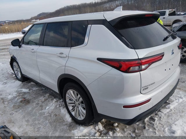 2024 MITSUBISHI OUTLANDER JA4J4UA89RZ077747 Photo 2