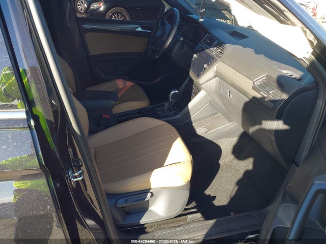 Продажа на аукционе авто 2023 Volkswagen Tiguan 2.0t Se, vin: 3VVNB7AXXPM100930, номер лота: 44204460