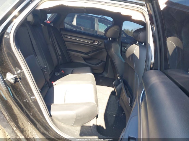 1HGCV1F32MA066864 Honda Accord Sport