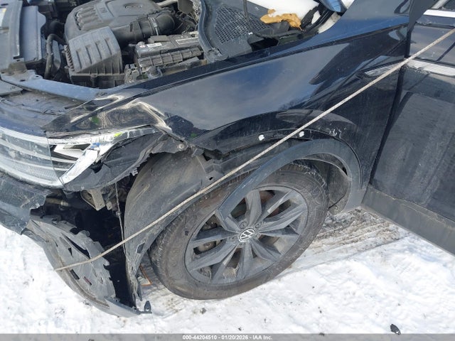 Продаж на аукціоні авто 2022 Volkswagen Tiguan 2.0t Se, vin: 3VV2B7AX8NM023829, номер лоту: 44204510