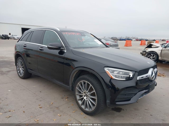 2022 MERCEDES-BENZ GLC 300 W1N0G8DB8NV360223