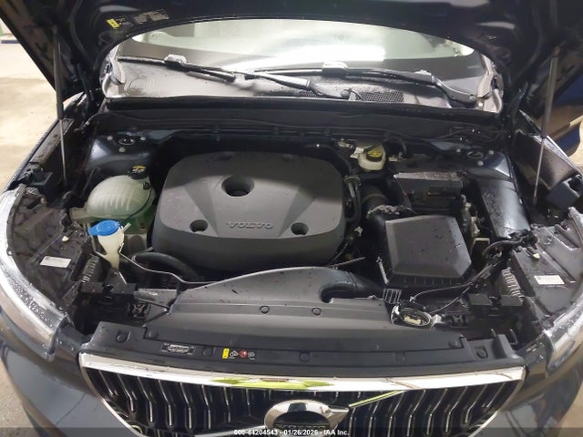 2020 VOLVO XC40 YV4162UL7L2291167 Photo 9