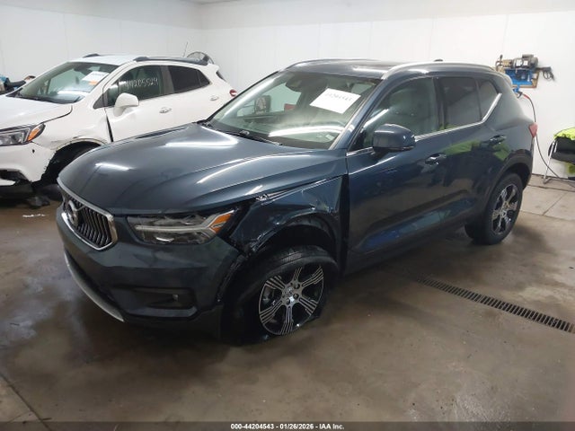 2020 VOLVO XC40 YV4162UL7L2291167 Photo 1